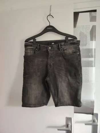 Short H&M 31