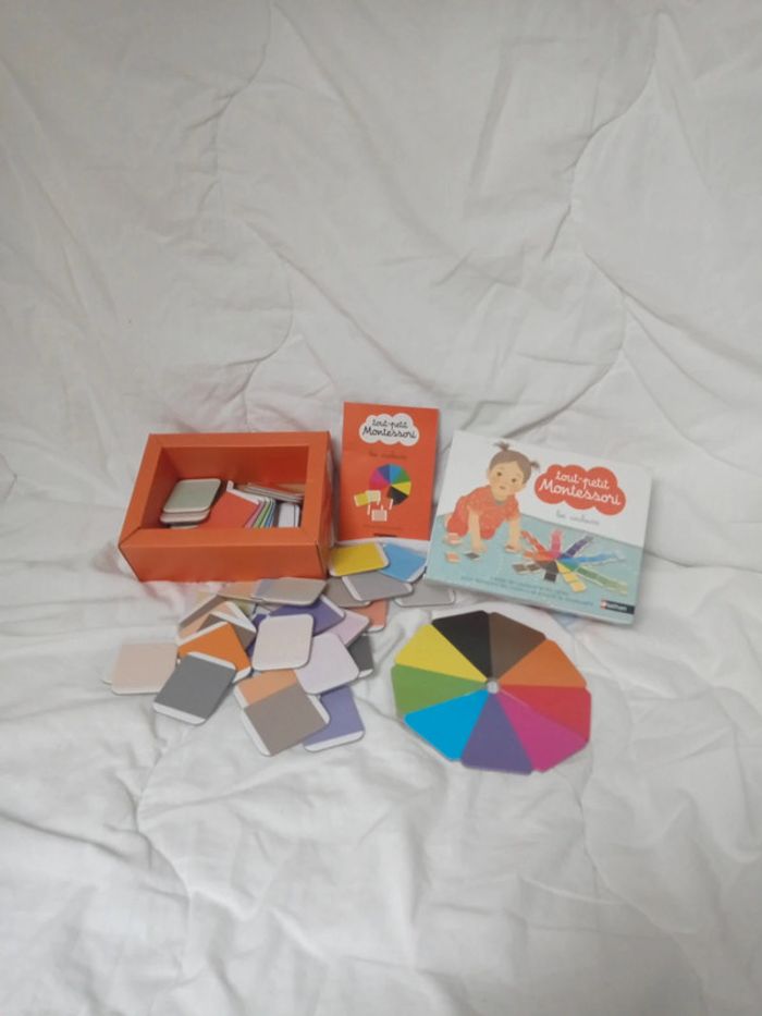 Jeu couleurs Montessori