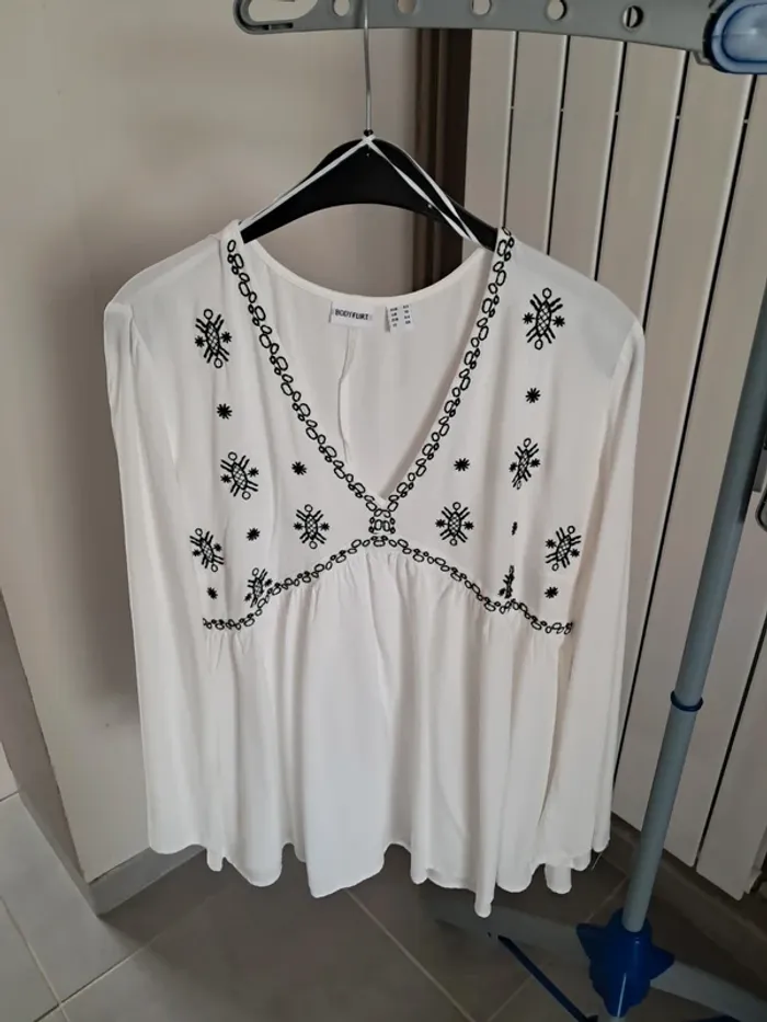 Lot de 2 blouses fluides neuves Bodyflirt (de Bonprix) - photo numéro 2