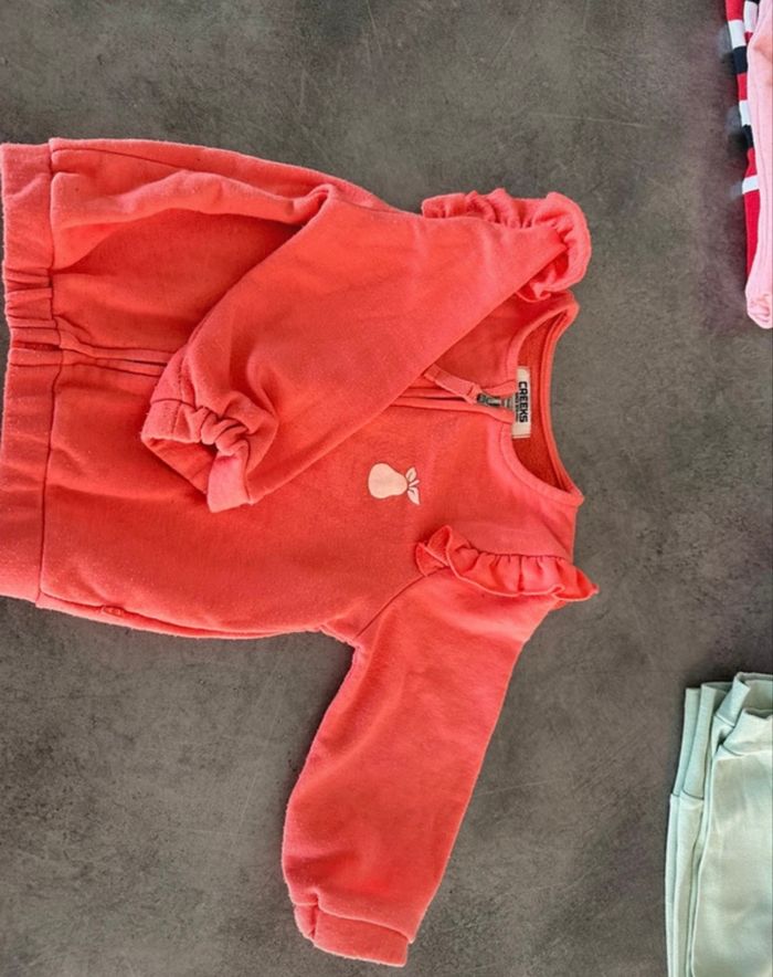 Lot de 5 vêtements - photo numéro 3