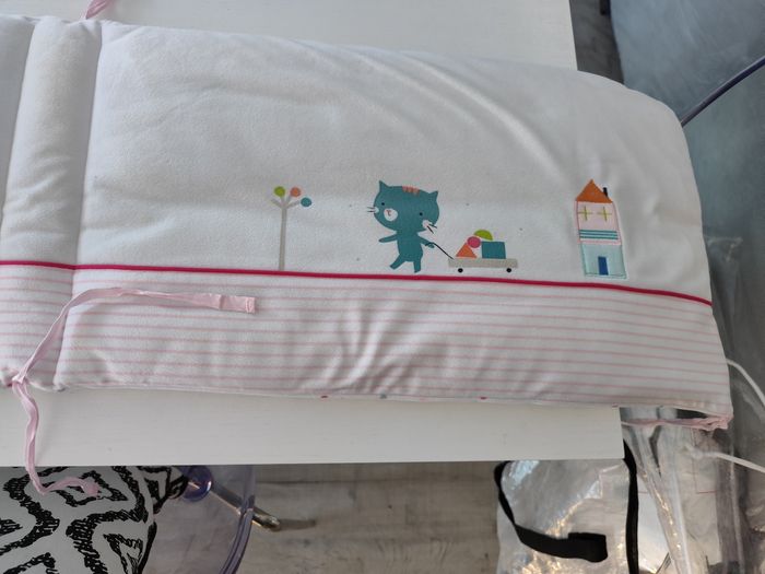 Tour de lit bébé fille - photo numéro 8
