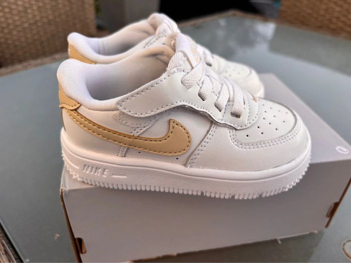 Nike Air Force 1 P.23,5 Neuves unisex - photo numéro 5
