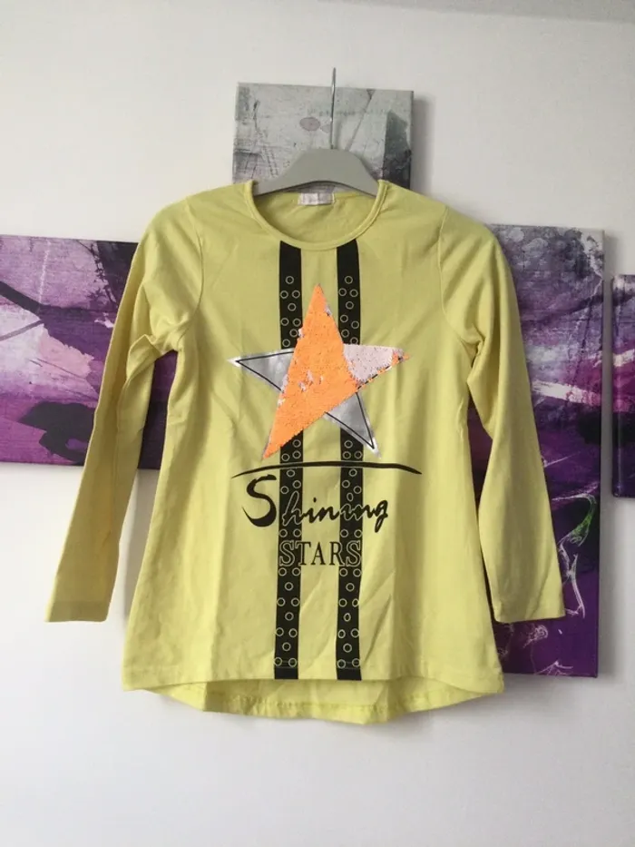 T shirt avec sequins 10 ans