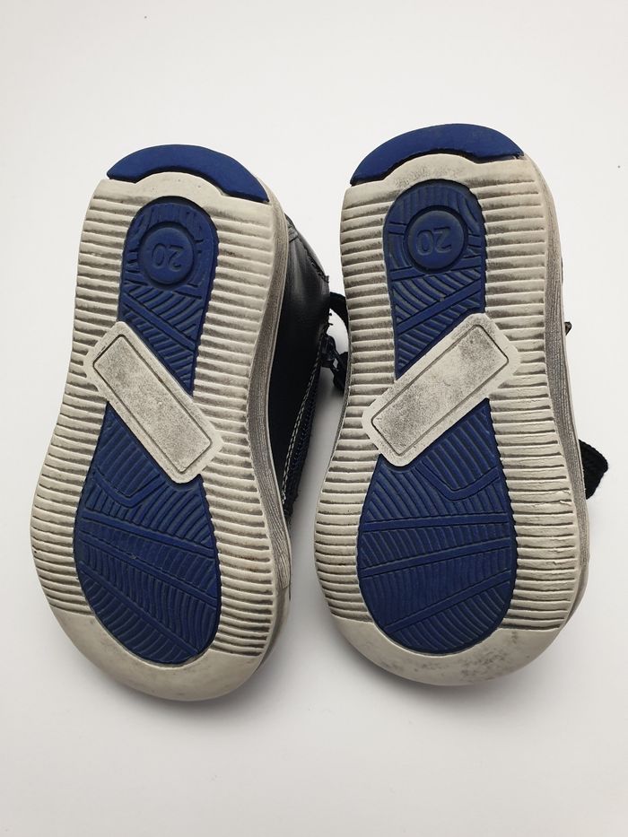 Chaussures taille 20 - photo numéro 6