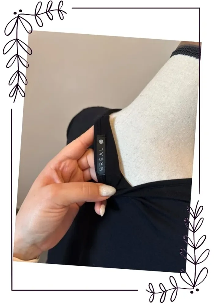 Haut noir chic et élégant en dentelle - photo numéro 6