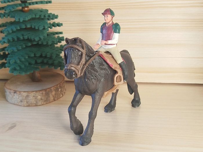 Schleich cavalière et jument Figurine Animal équidé