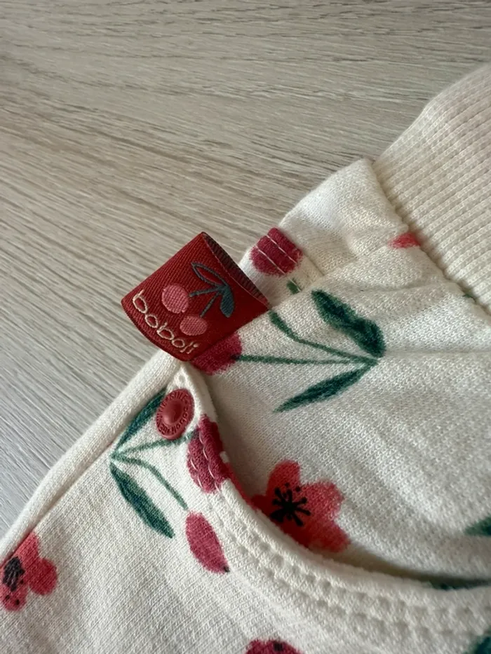 Superbe short Boboli neuf 5 ans - photo numéro 3