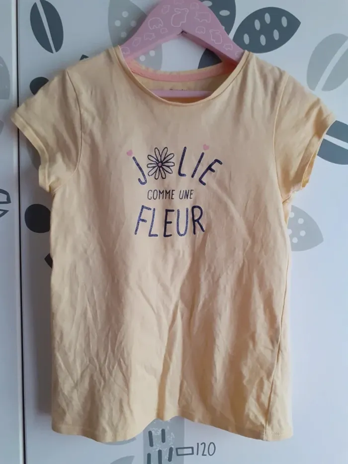 Tee-shirt jaune