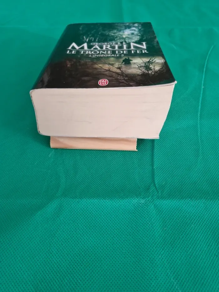 Le trône de fer L'intégrale 3 George R. R. Martin - photo numéro 2