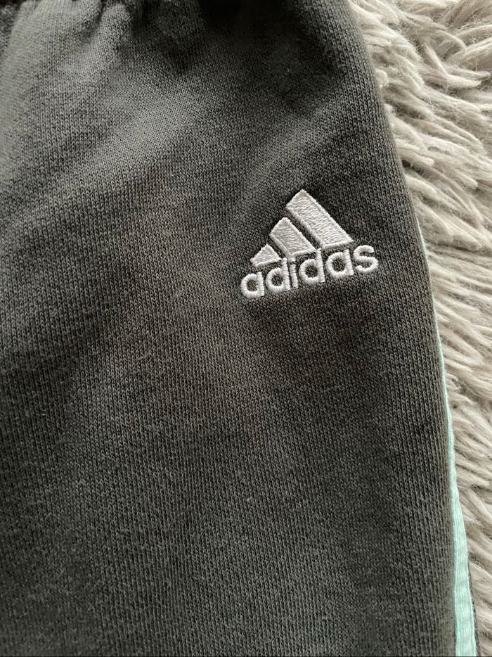 Jogging Adidas - 12 mois - photo numéro 2