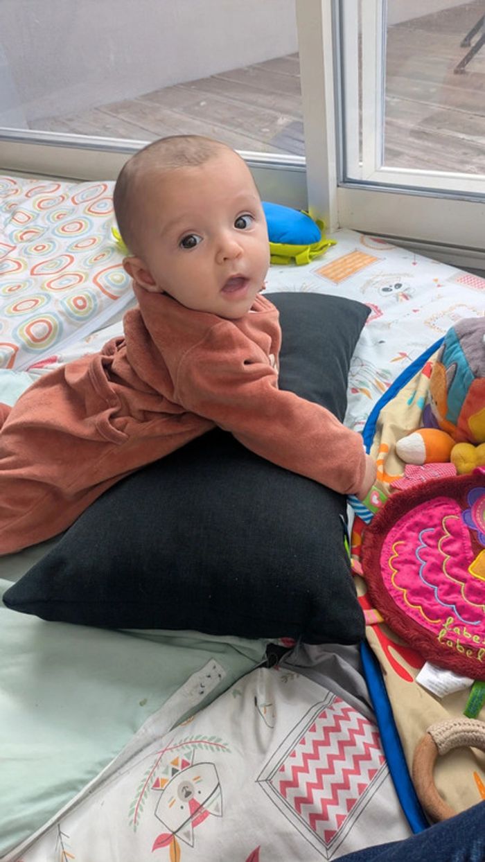 Pyjama 6 mois - photo numéro 4