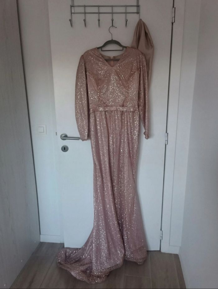 Robe soirée+ foulard - photo numéro 3