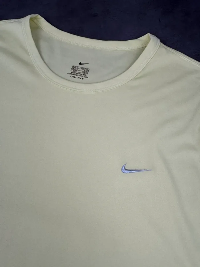 T-shirt Nike Running Vintage Dry Fit Solo Swoosh Jaune Fluo Taille XL - photo numéro 3