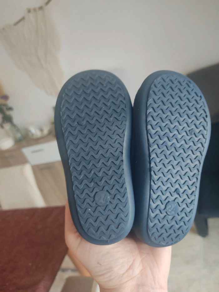 Chaussons 24 - photo numéro 2