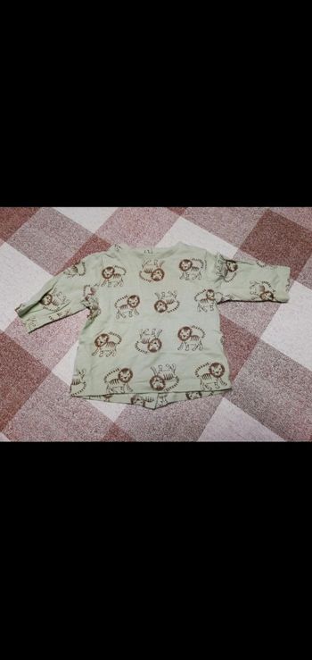 Tee shirt 3 mois Vert lions Kiabi neuf