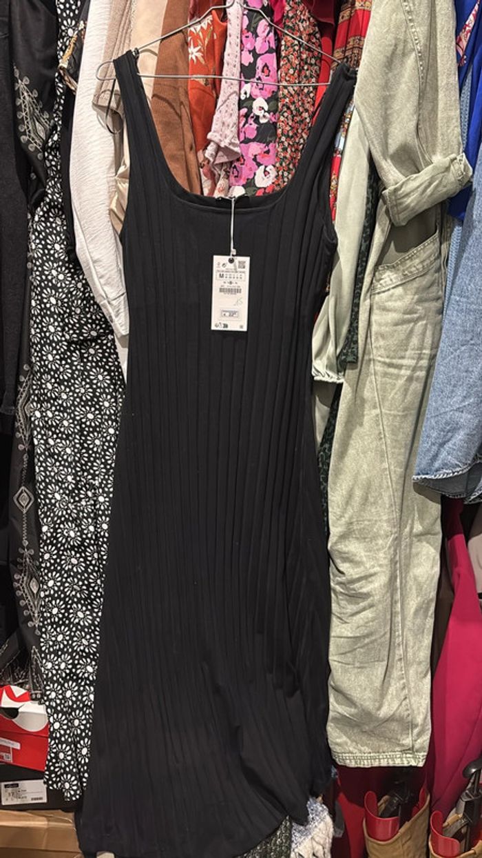 Robe longue moulante Zara