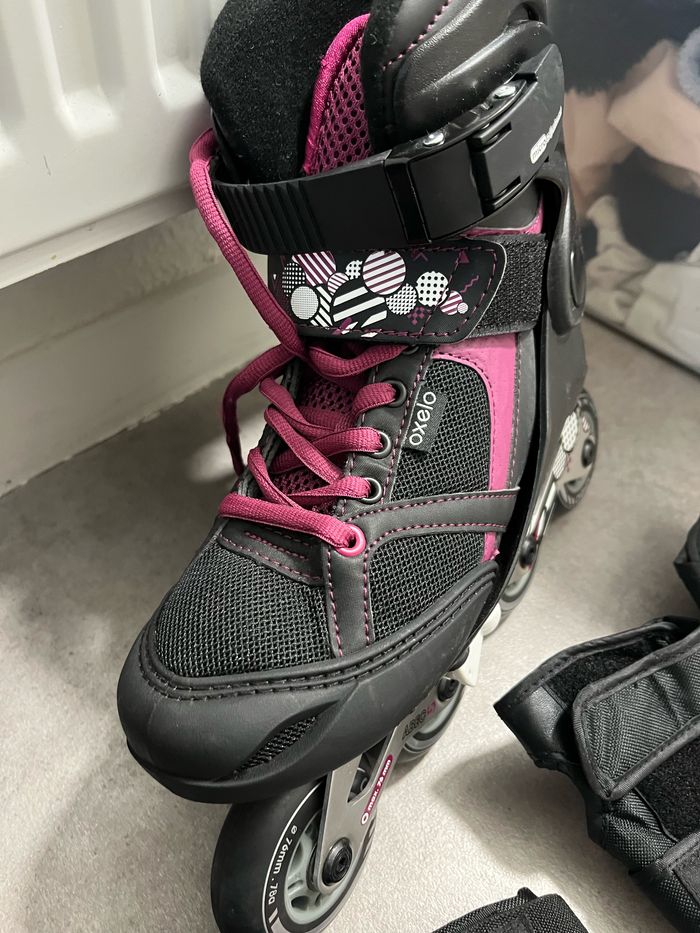 Rollers taille 34-37 Servi une seule fois avec protection - photo numéro 5