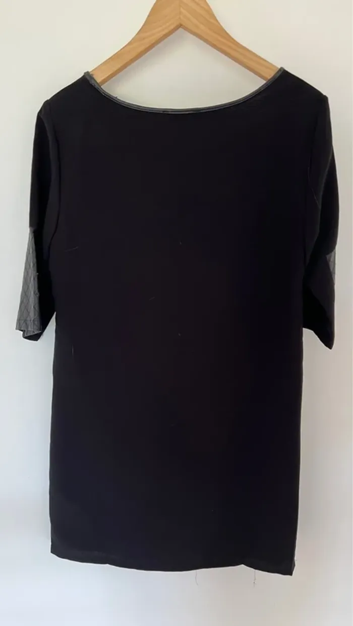 Robe noire droite empiècement cuir - photo numéro 4