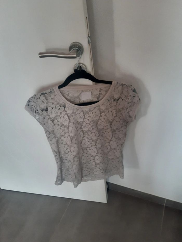 T-shirt Zara dentelle beige