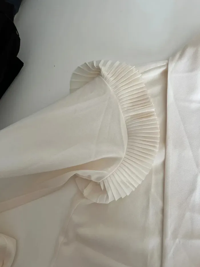 Blouse crème - photo numéro 3