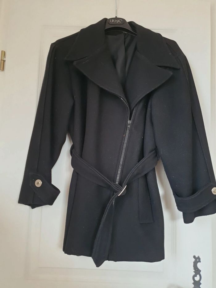 Manteau court noir - Taille S - photo numéro 2