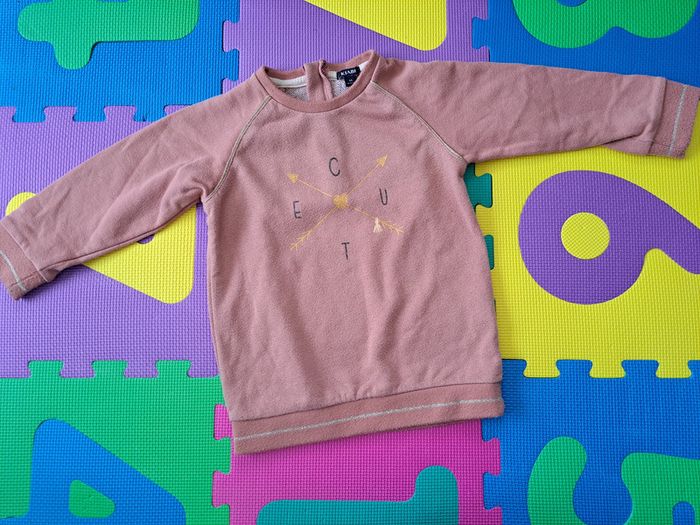 Lot 1 pull + 2 pantalons 36m - photo numéro 2