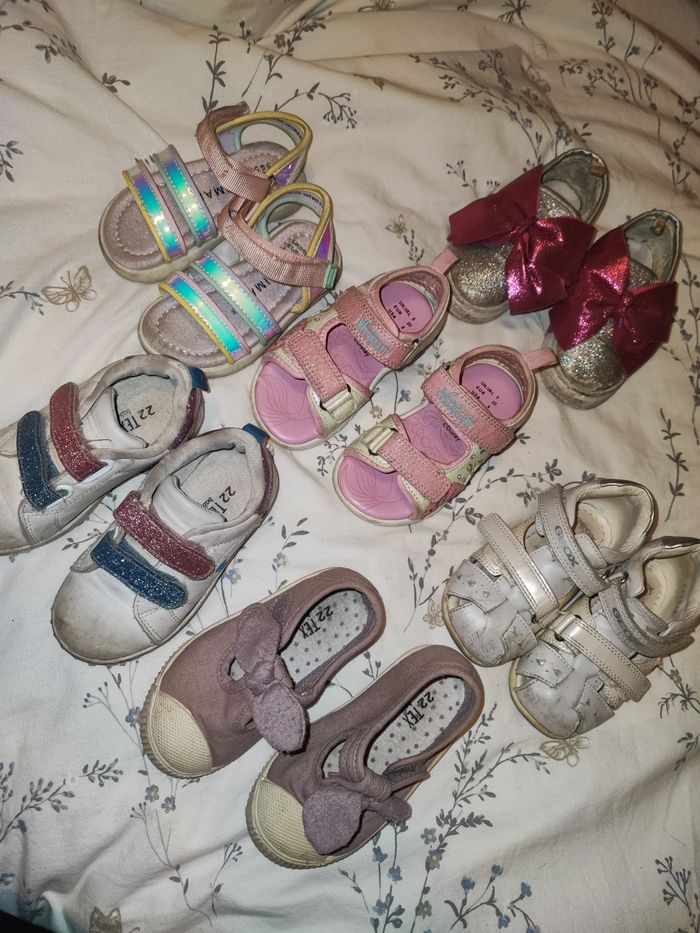 Lot de chaussures fille