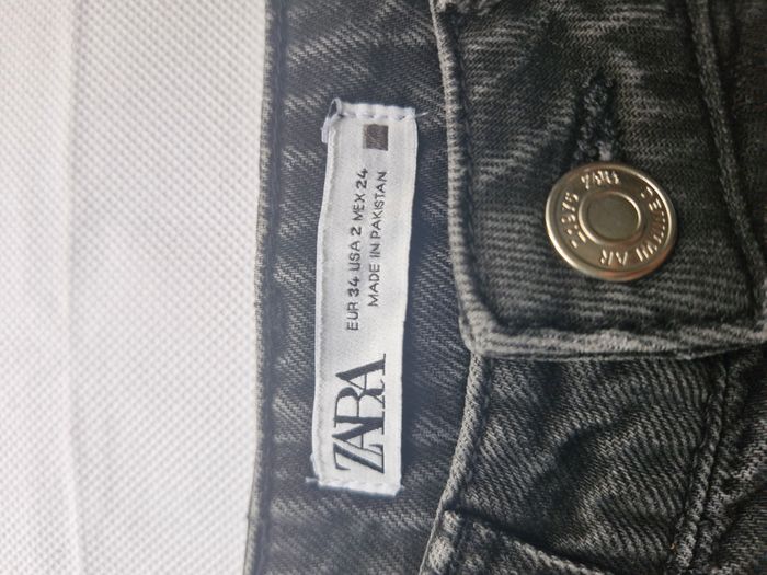 Jeans 34 Zara Noir - photo numéro 3