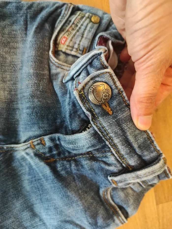 Pantalon hello Kitty 4 ans - photo numéro 3
