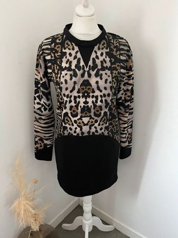 Robe motif léopard et noire Zara S comme neuve