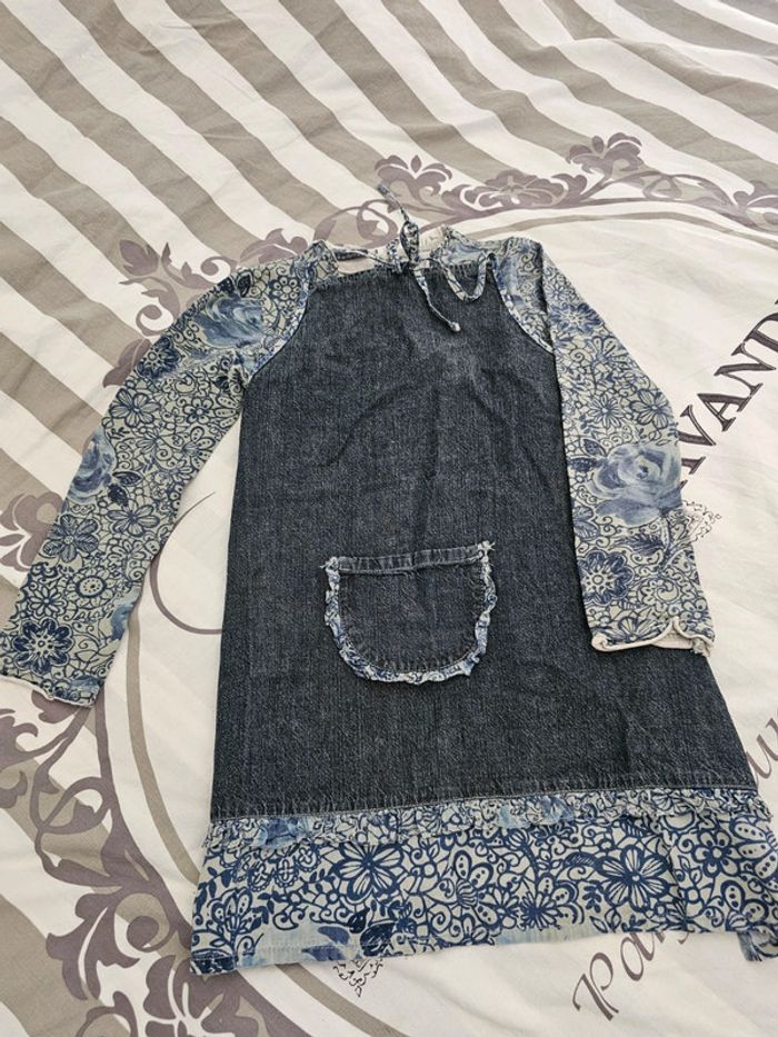 Robe tablier et son haut assortie Mlle Petit Boy taille 6 ans