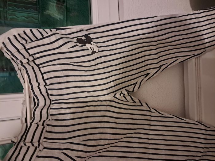 lot 5 pantalons DONT 2 NEUFS  et 3 bas jooing adidas ; en tbe - photo numéro 7