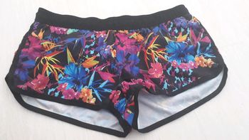 Short femme taille M