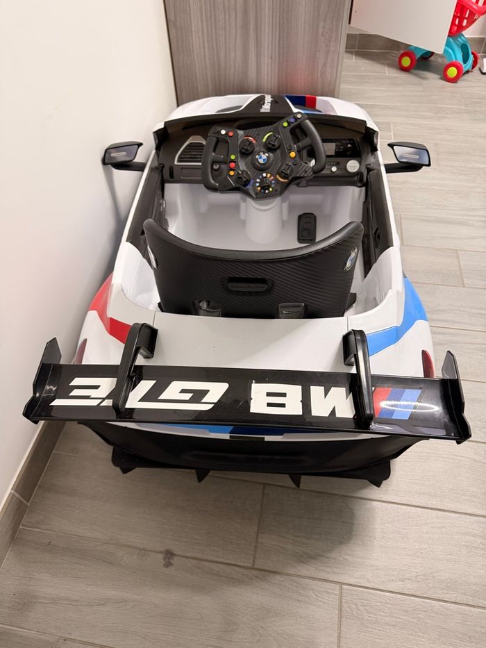 Voiture électrique enfant BMW Motorsport 12V - photo numéro 2