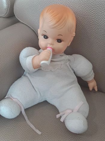 Bébé poupon Colmar biberon rose