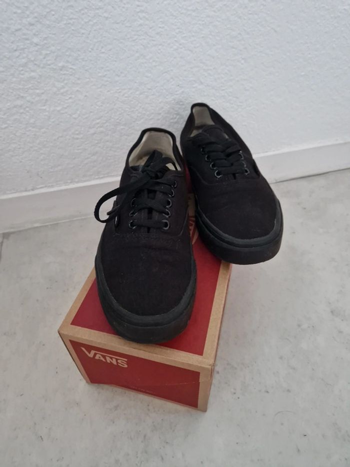 Chaussure vans noir comme neuf - photo numéro 3