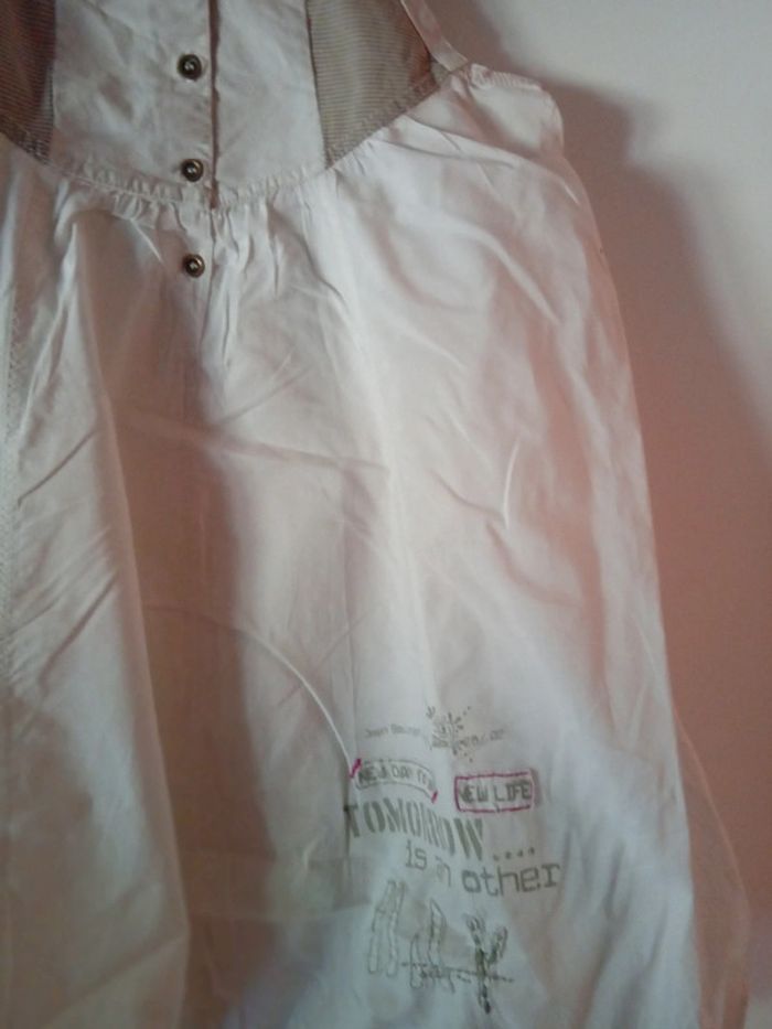 Jolie robe blanche. 12 ans - photo numéro 6