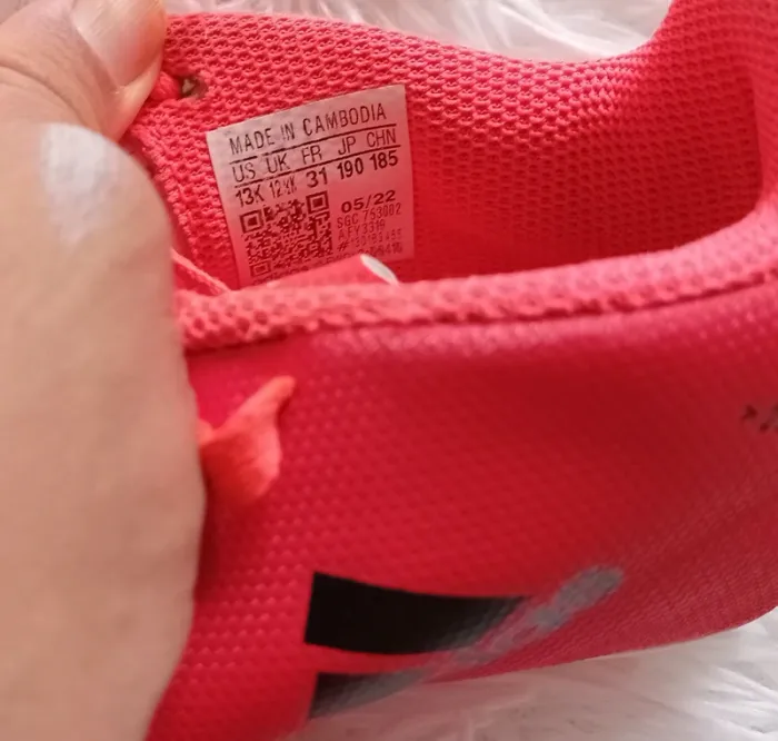 Crampons Adidas rouge fluo t.31🤍 - photo numéro 6