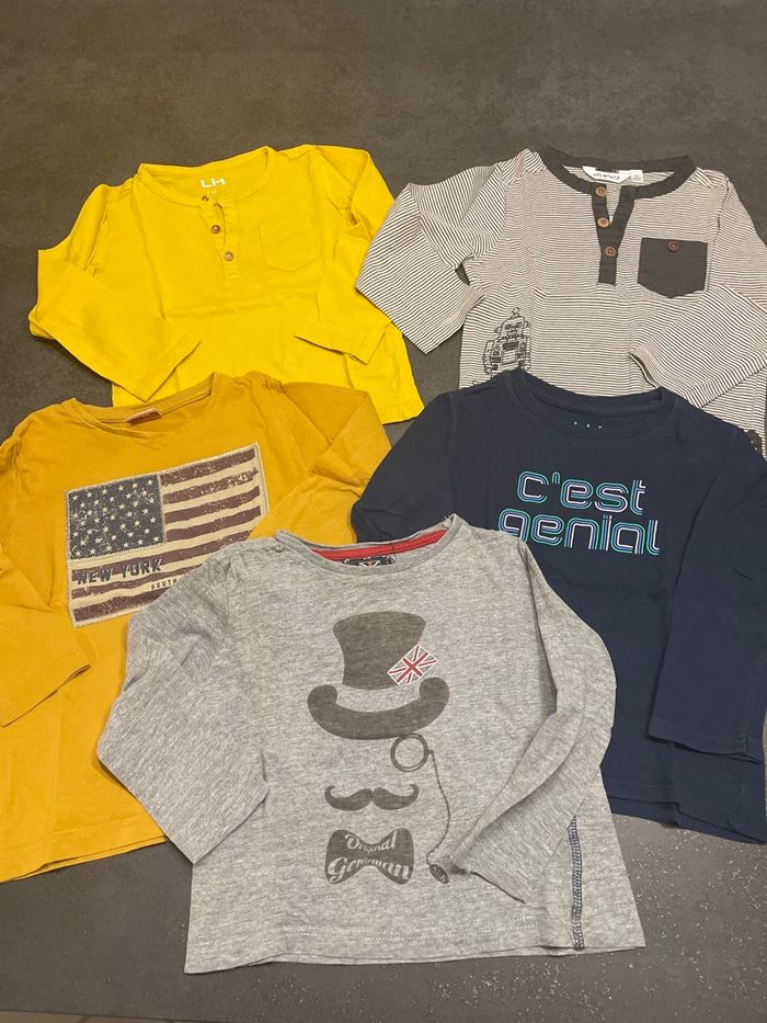 Lot de 5 tshirts manches longues garçon 3 ans.
