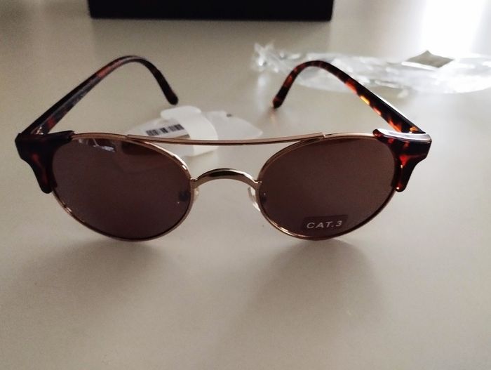 Lunettes de soleil rondes - Mim  - Neuves - photo numéro 6