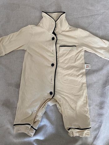 Combinaison de pyjama bébé