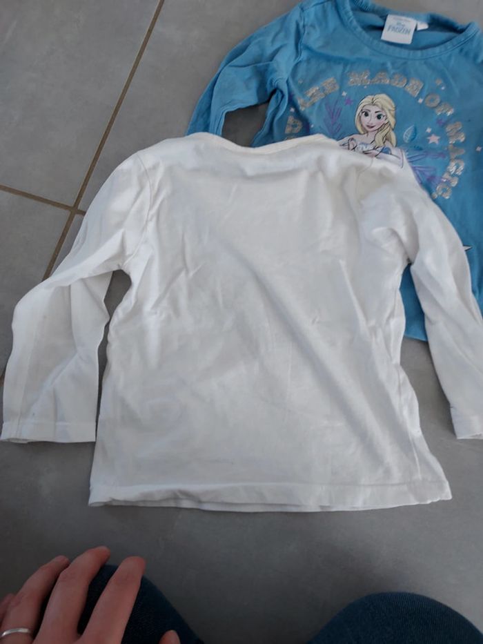 Lot 2 tee-shirts manches longues Disney - photo numéro 4