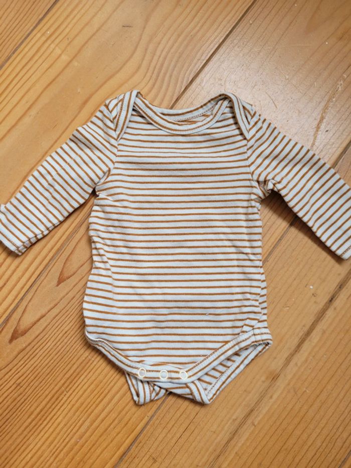 Lot de 4 bodies manches longues (1 mois) - photo numéro 2