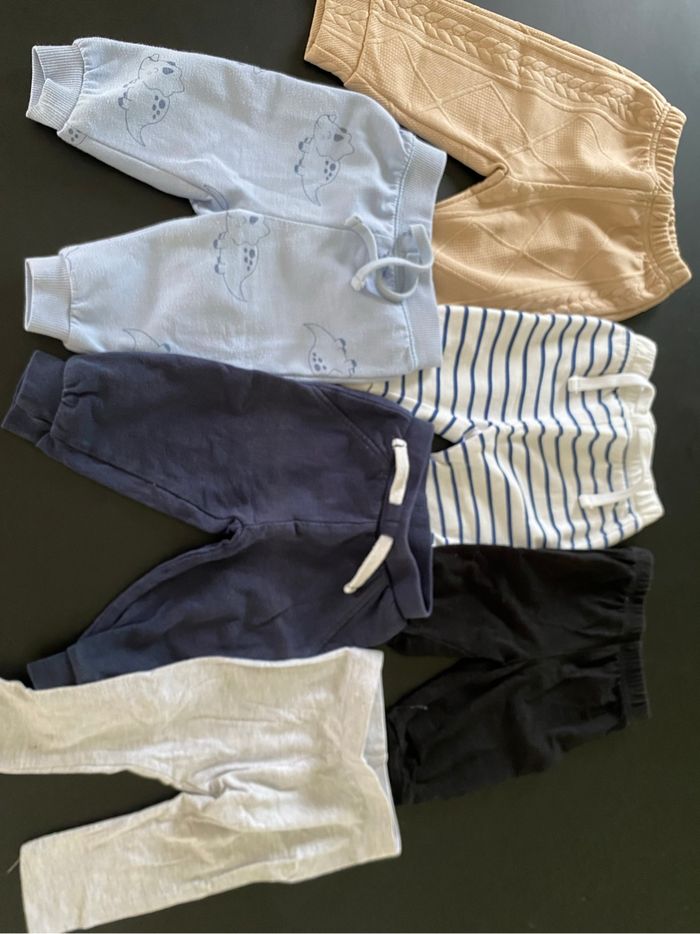 Lot vêtements 6 mois - photo numéro 4