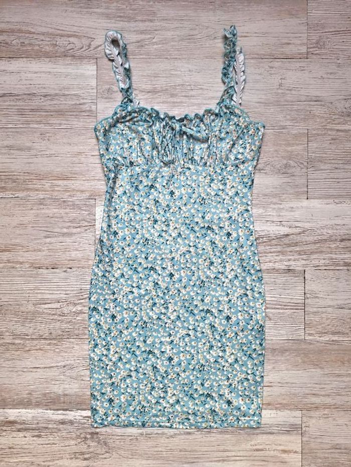 Robe à bretelles