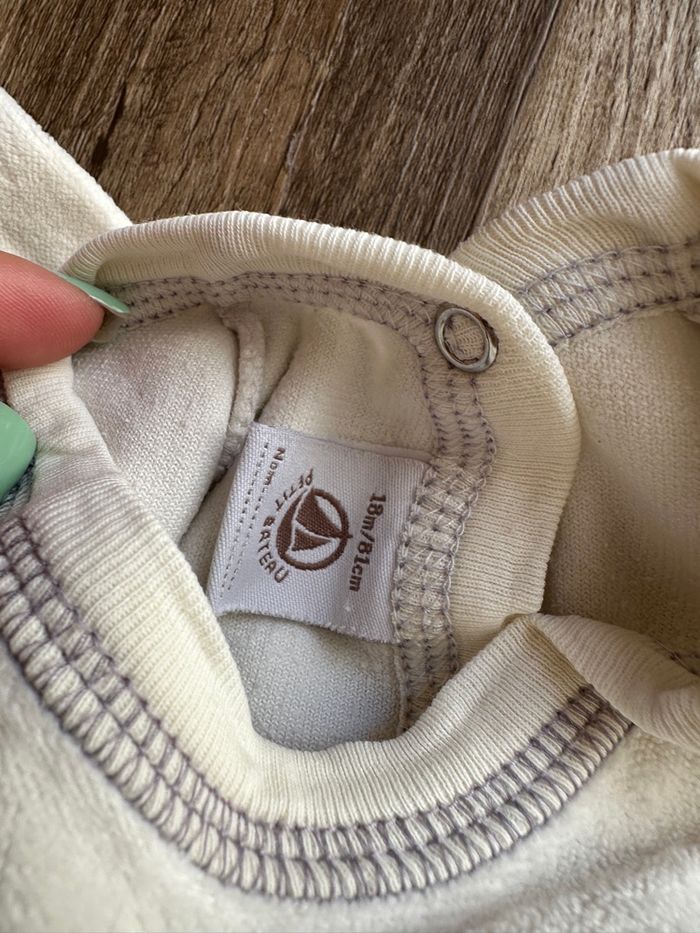 - Pyjama Petit bateau - 18 mois - Bon état, tache - photo numéro 3