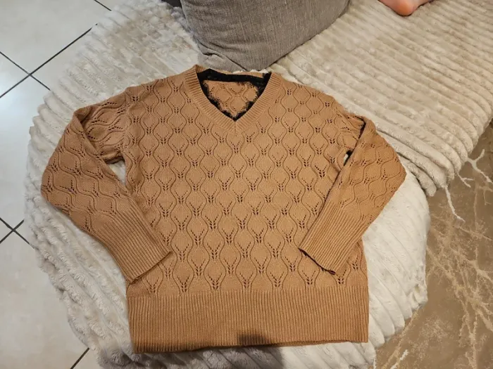 pull en laine marron clair