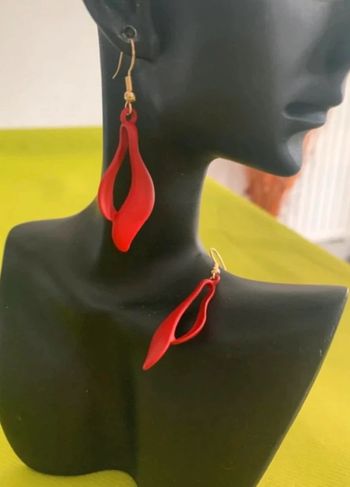 Boucles d’oreilles originales flamme rouge en alliage doré