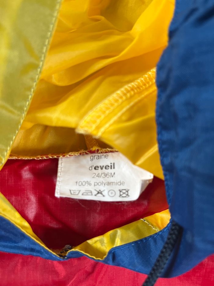 Vêtements de pluie - photo numéro 2