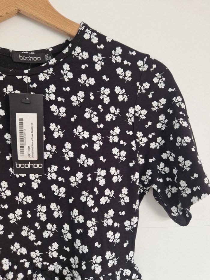 Jolie robe Boohoo taille 38 neuve avec étiquette - photo numéro 3